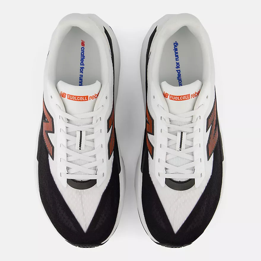 NEW BALANCE CHAUSSURES DE COURSE SUR ROUTE FUELCELL REBEL V5 - HOMME