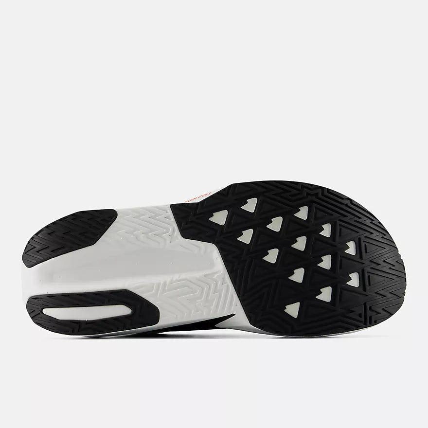 NEW BALANCE CHAUSSURES DE COURSE SUR ROUTE FUELCELL REBEL V5 - HOMME