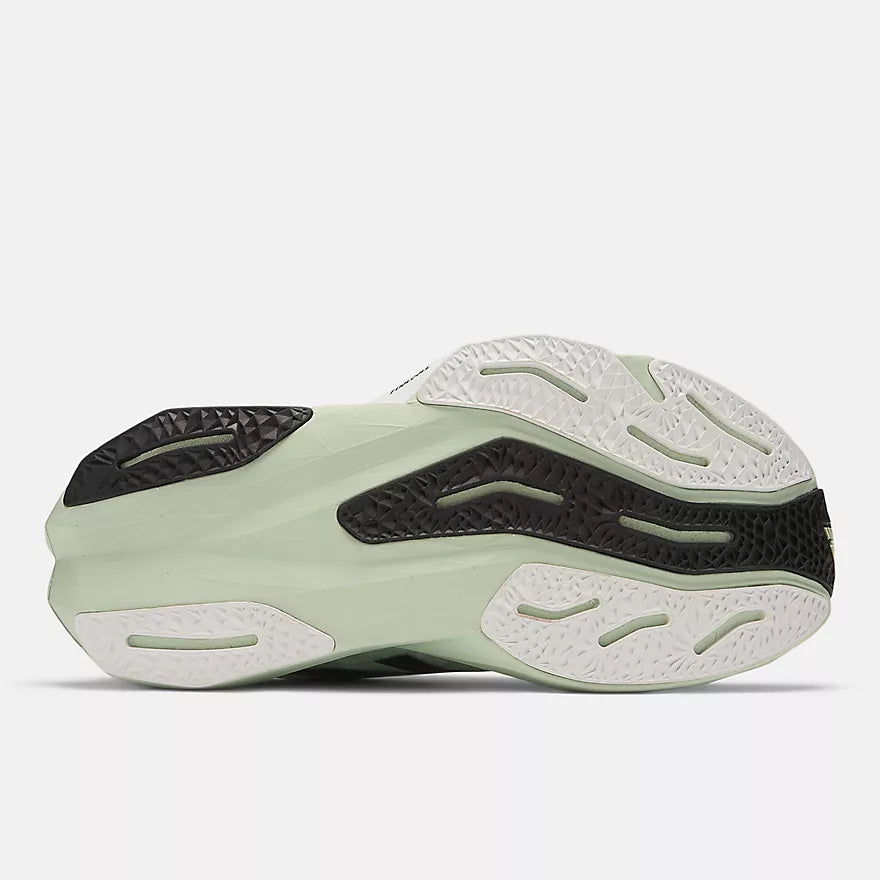 New Balance Chaussures De Course Sur Route Fuelcell Rebel V4 - Femme