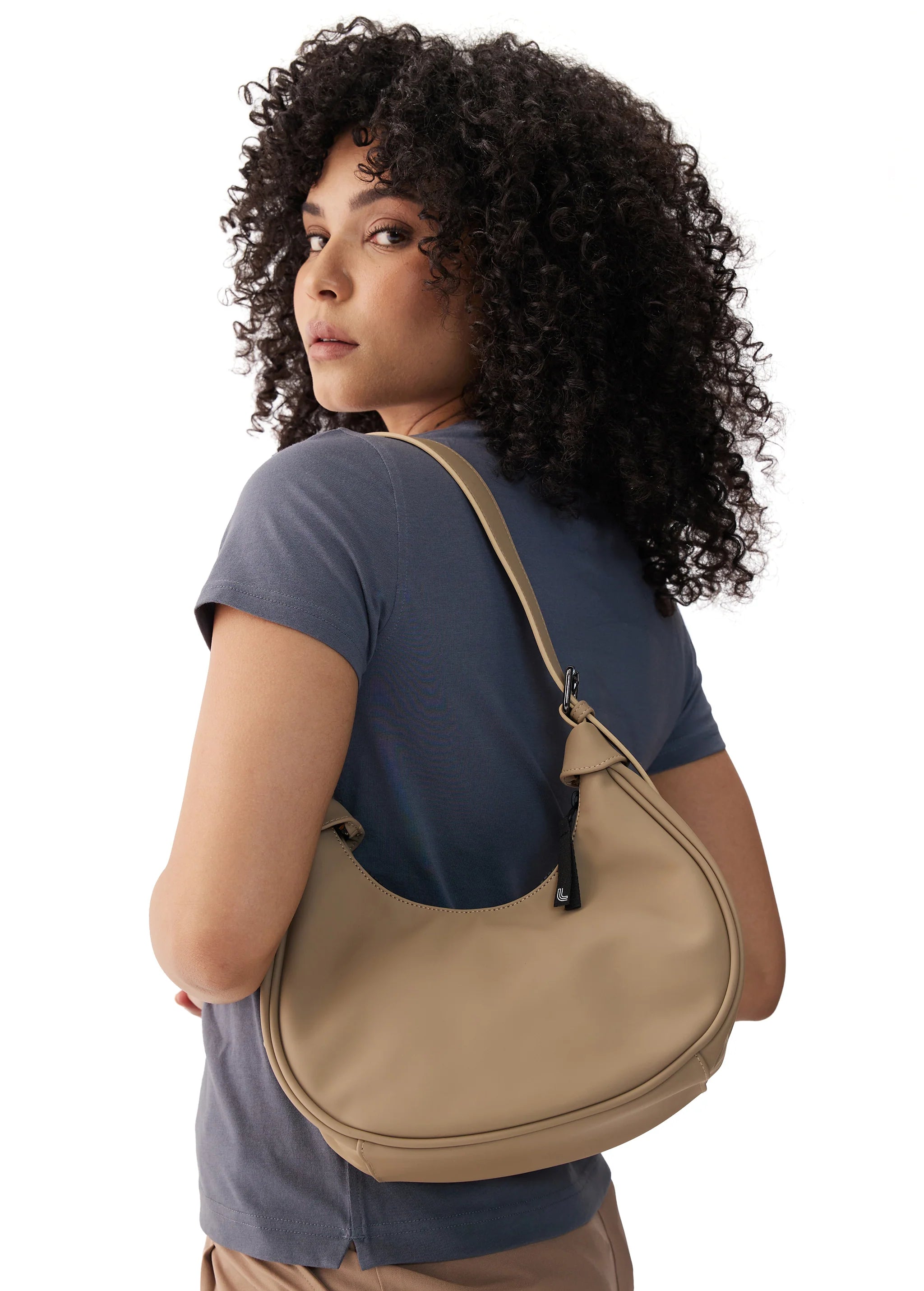  law1014
LOLË SAC CHÂTEAU HOBO - FEMME - MINK